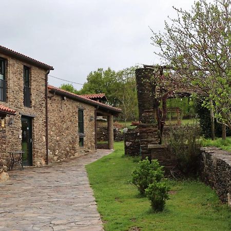 Gasthaus Fogar De Lecer Arzúa Exterior foto